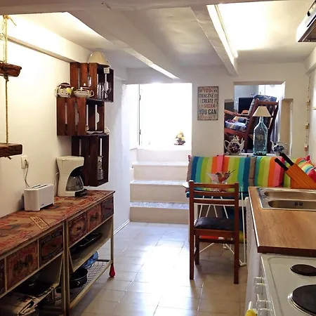 Praxitelous 9 Old Town Rhodes City