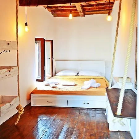 Praxitelous 9 Old Town Villa *