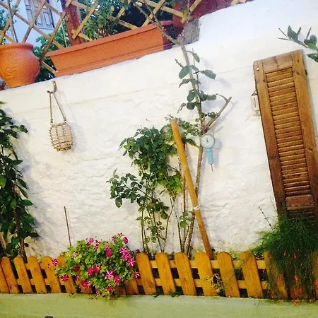 Praxitelous 9 Old Town Villa *