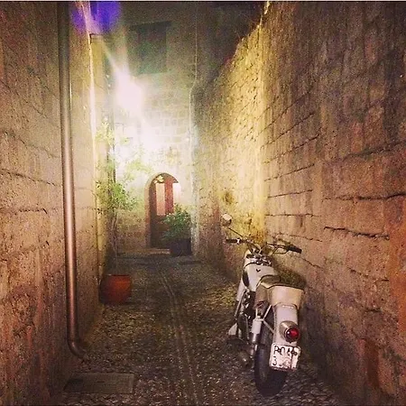 Villa Praxitelous 9 Old Town Rhodes City